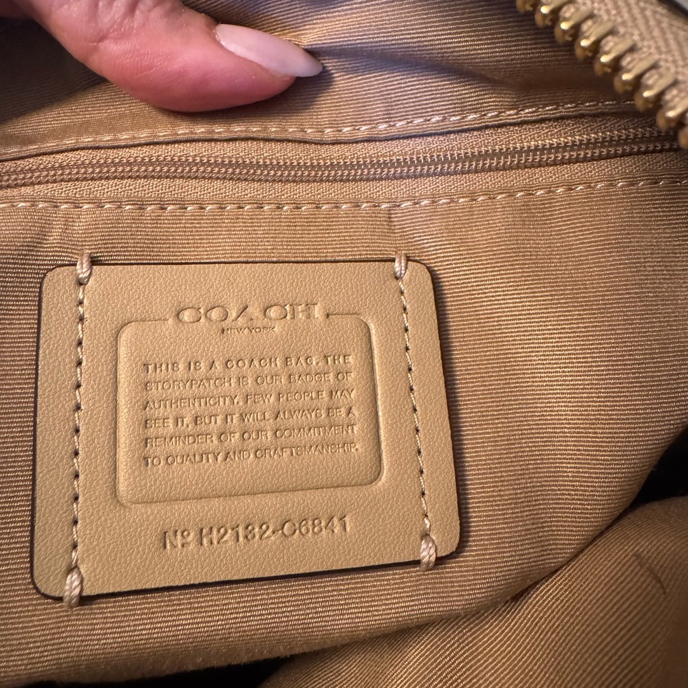 Coach Kasey leather color block  shoulder / crossbody bag (black, mocha, cream) - Picture 4 of 5